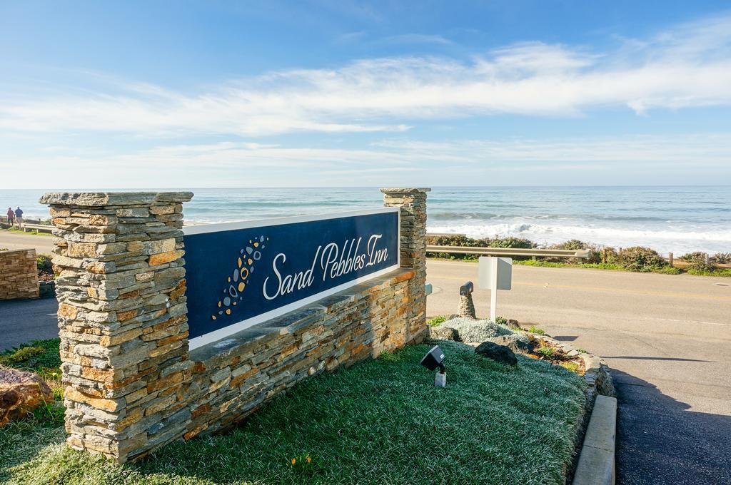 Sand Pebbles Inn Камбрия Екстериор снимка