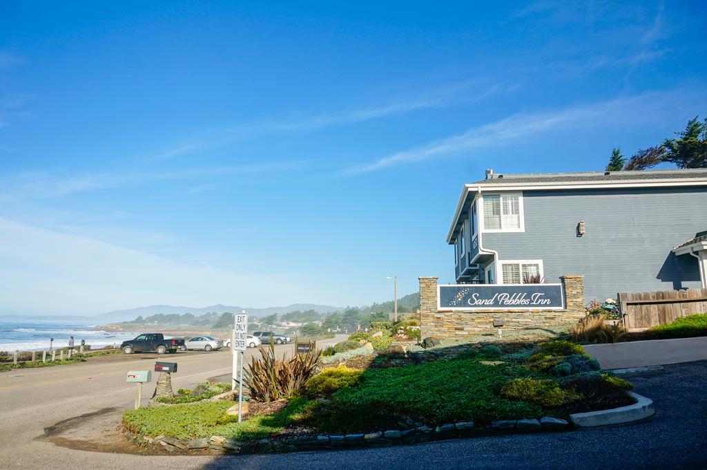 Sand Pebbles Inn Камбрия Екстериор снимка